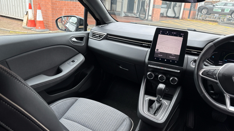 Renault Clio 1.6 E-TECH Hybrid 140 Lutecia SE 5dr Auto Hybrid Hatchback